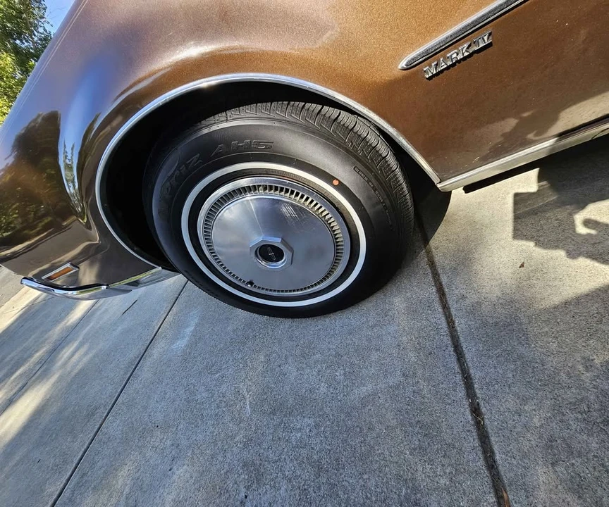 1972 Lincoln Continental Mark IV - Image 16 of 20