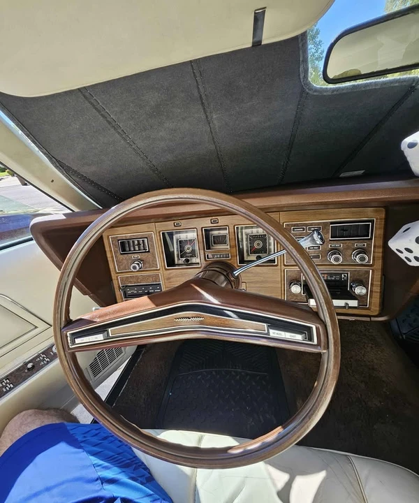 1972 Lincoln Continental Mark IV - Image 19 of 20