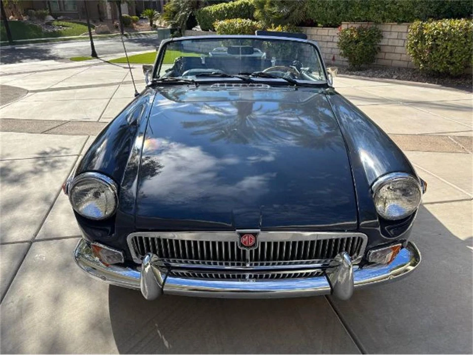 1972 MG MGB Roadster - Image 8 of 9