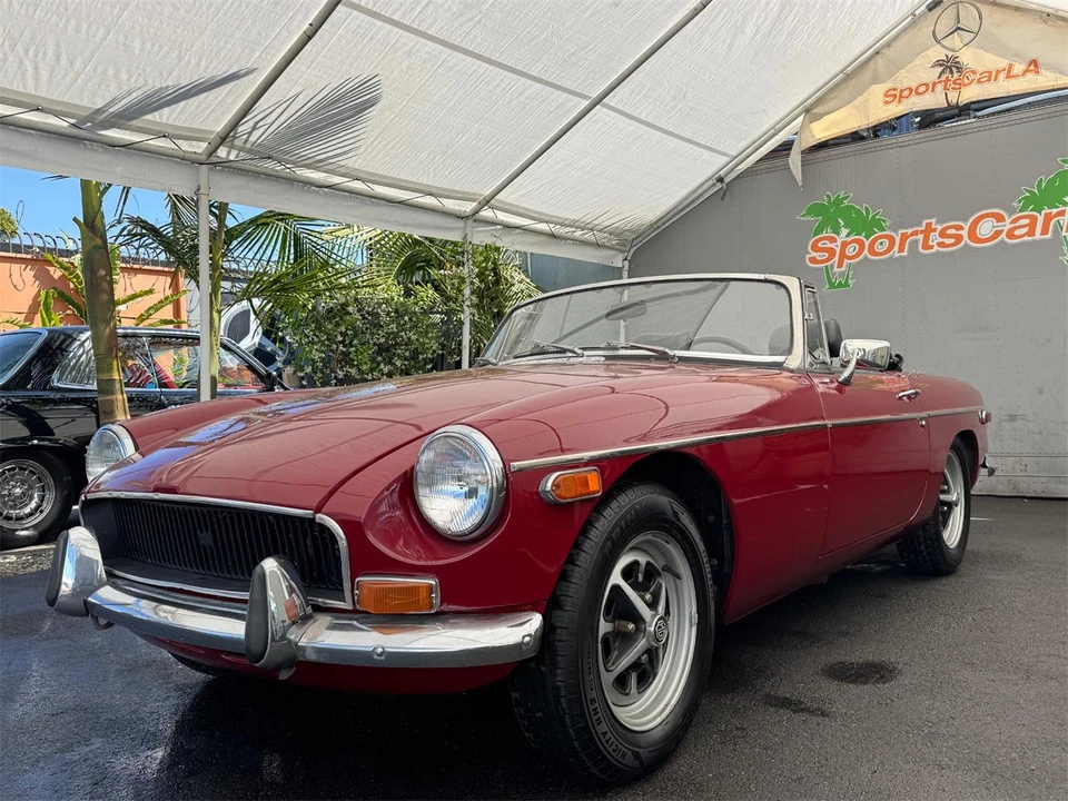 1972 MG MGB Roadster - Image 2 of 31