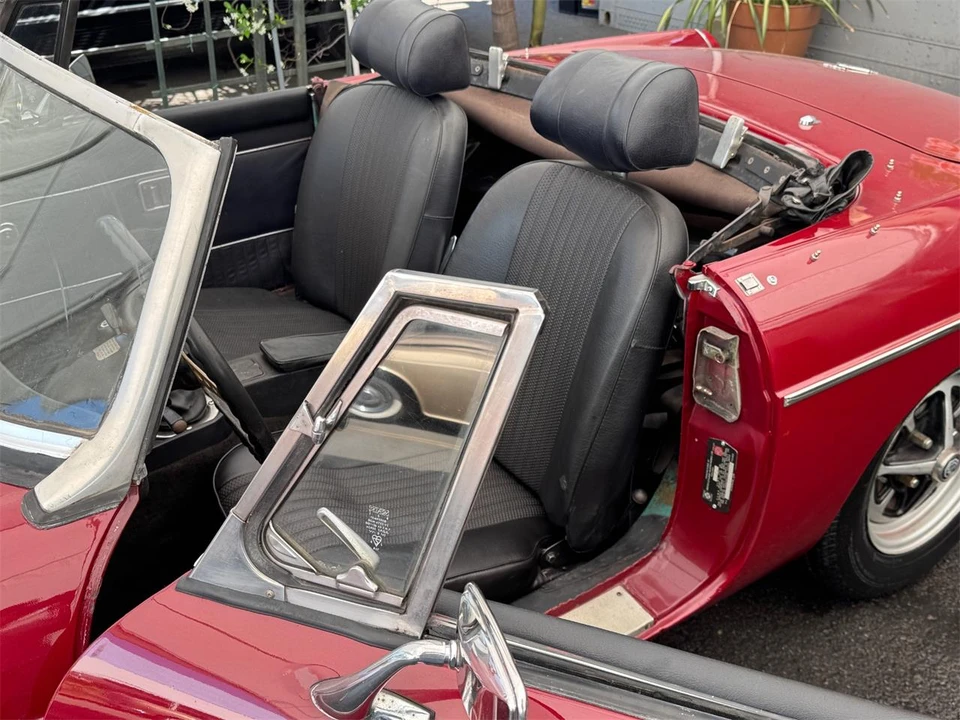 1972 MG MGB Roadster - Image 14 of 31