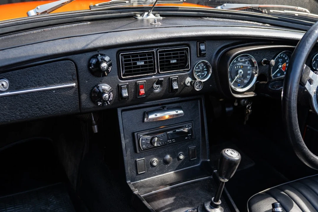 1972 MG MGB Roadster - Image 30 of 30