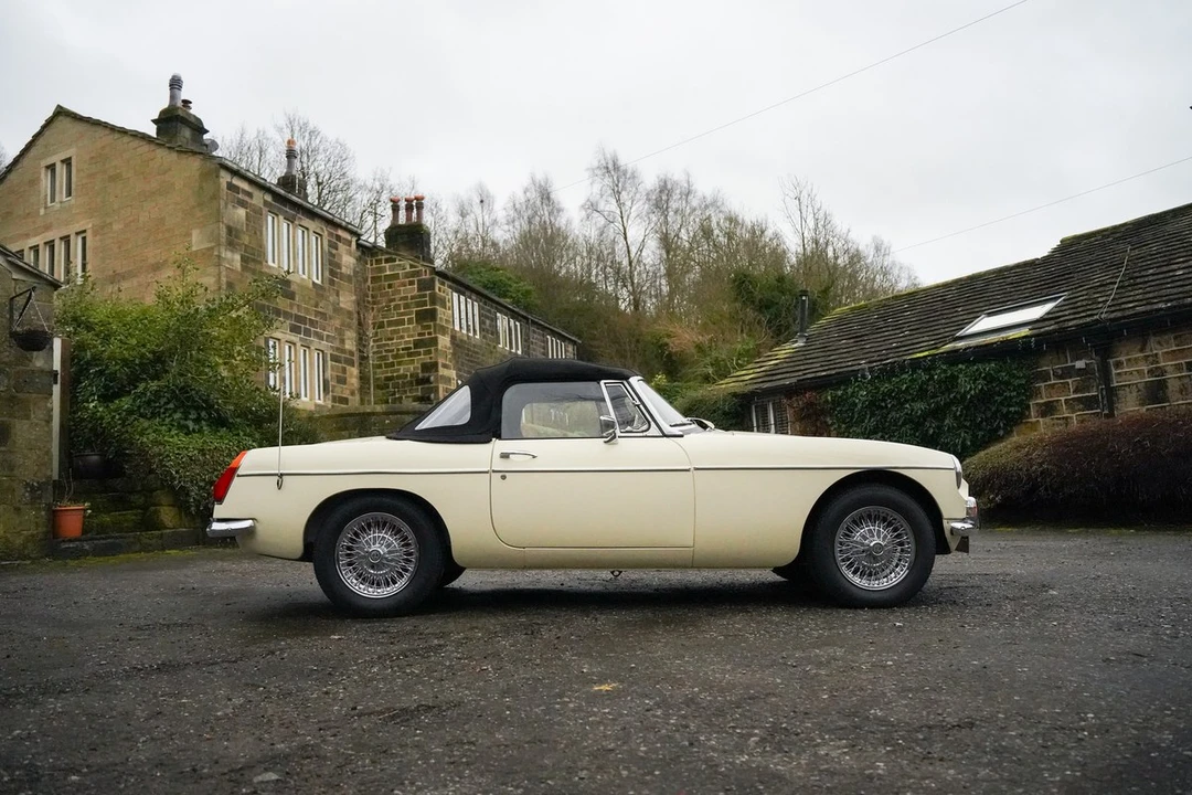 1973 MG MGB Roadster - Image 15 of 30