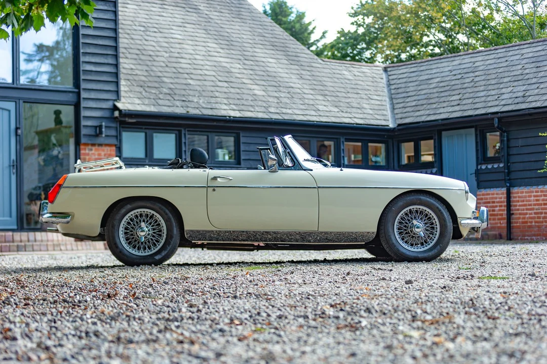 1972 MG MGB Roadster - Image 25 of 30