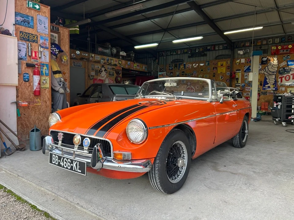 1972 MG MGB Roadster - Image 2 of 31