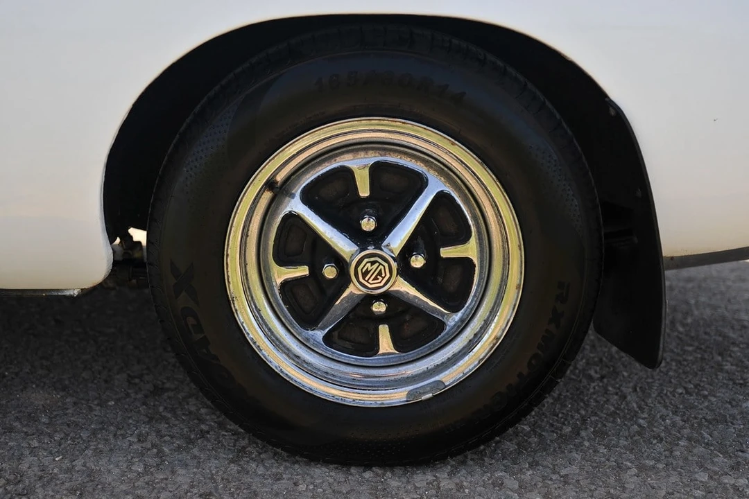 1972 MG MGB Roadster - Image 14 of 30