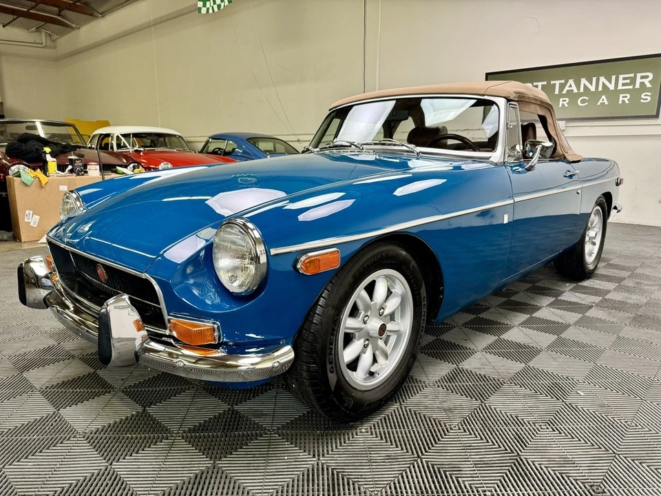 1972 MG - Image 8 of 21