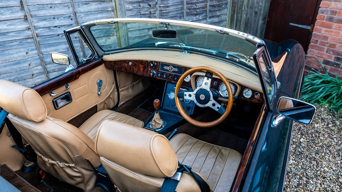 1972 MG MGB Roadster - Image 17 of 30