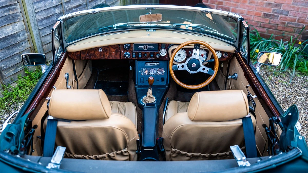 1972 MG MGB Roadster - Image 22 of 30
