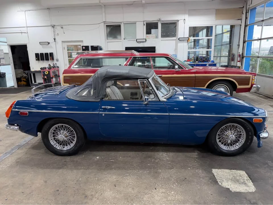 1972 MG MGB Roadster - Image 2 of 11