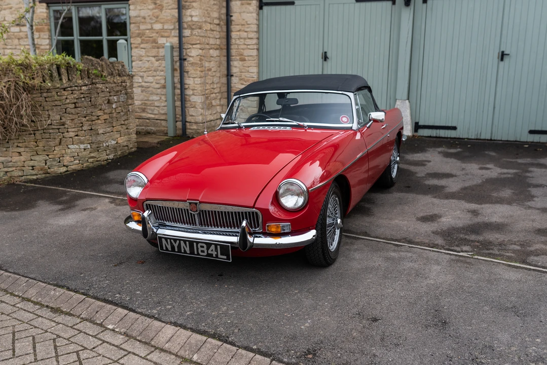 1972 MG MGB Roadster - Image 14 of 31