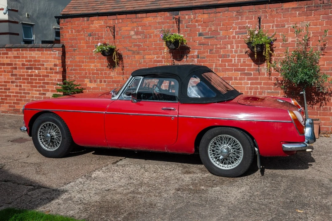 1972 MG MGB Roadster - Image 24 of 30