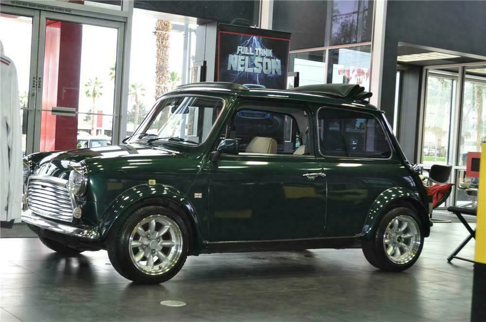 1972 Morris Minor - Image 2 of 4