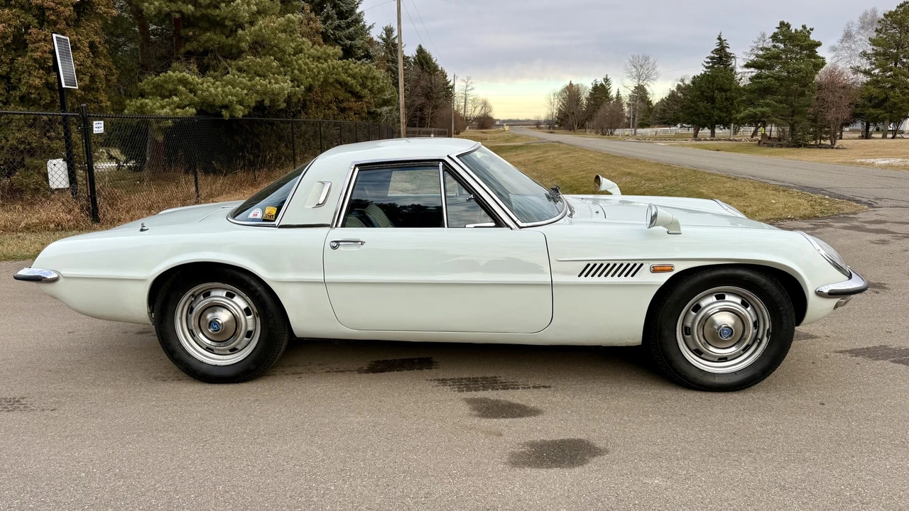 1972 Mazda L10A/L10B Cosmo - Image 17 of 31
