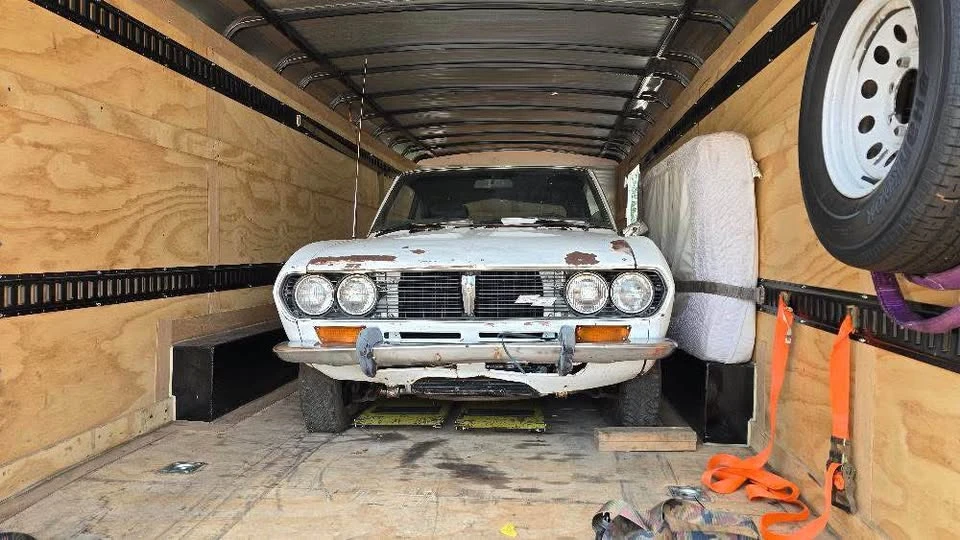 1972 Mazda - Image 2 of 8