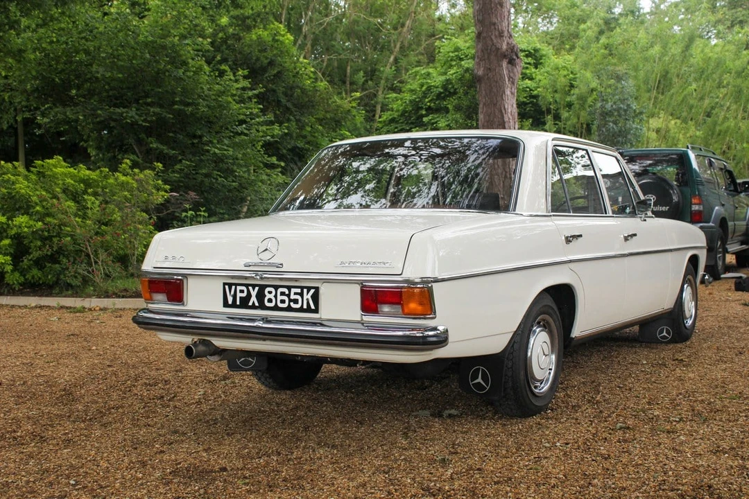 1972 Mercedes-Benz W114 & W115 - Image 19 of 30