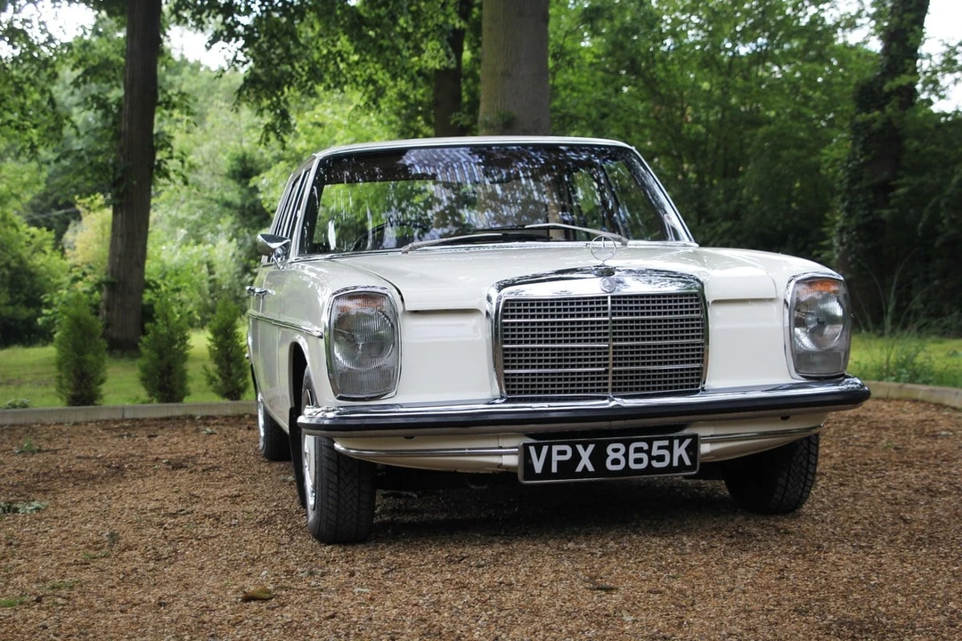 1972 Mercedes-Benz W114 & W115 - Image 17 of 30