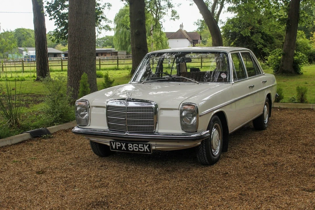 1972 Mercedes-Benz W114 & W115 - Image 26 of 30