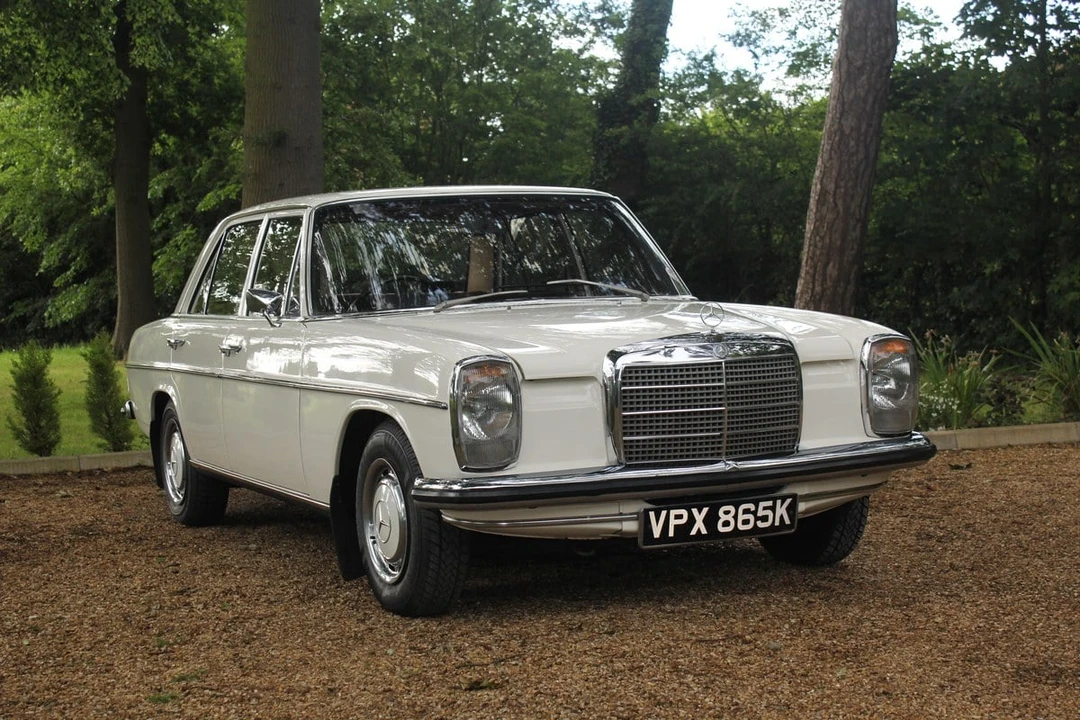1972 Mercedes-Benz W114 & W115 - Image 29 of 30