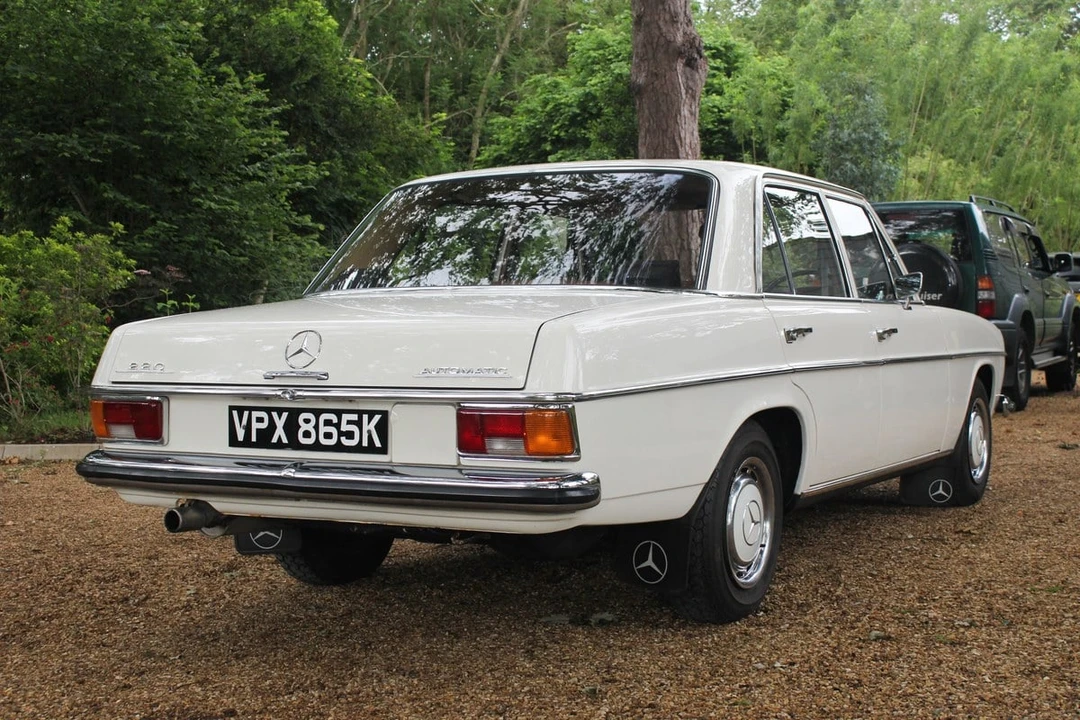 1972 Mercedes-Benz W114 & W115 - Image 27 of 30