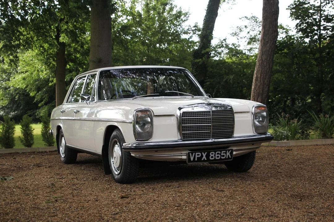 1972 Mercedes-Benz W114 & W115 - Image 8 of 30