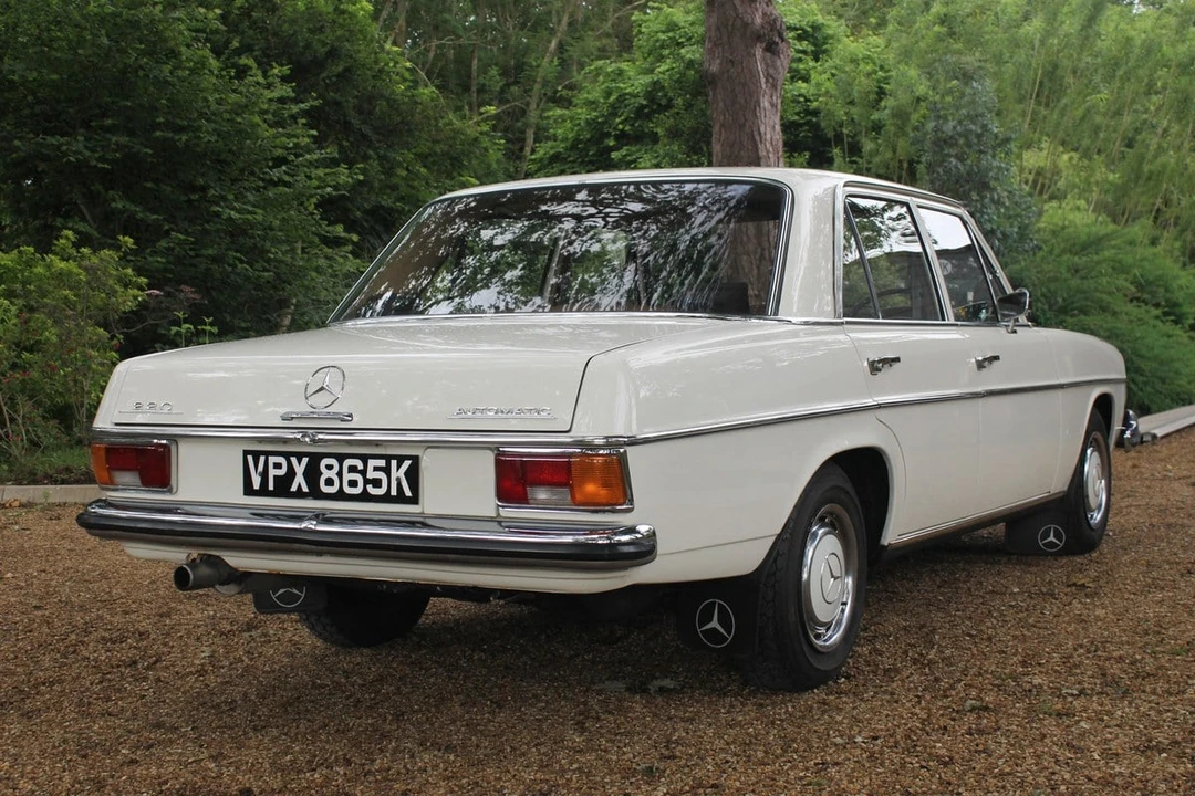 1972 Mercedes-Benz W114 & W115 - Image 5 of 30