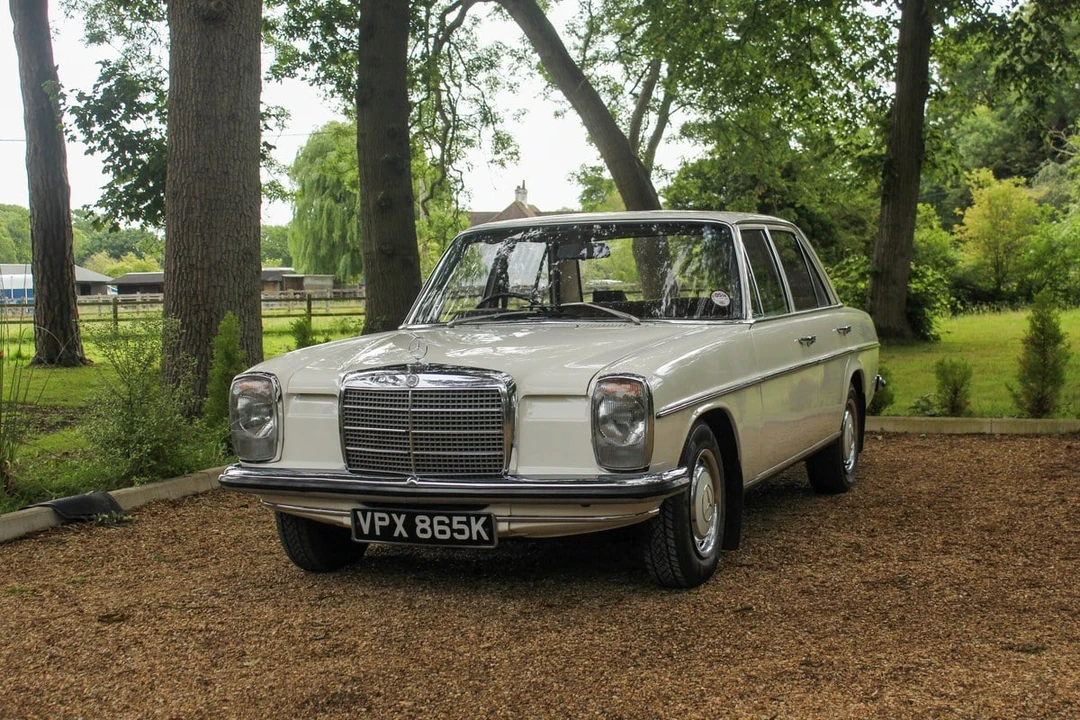 1972 Mercedes-Benz W114 & W115 - Image 18 of 30
