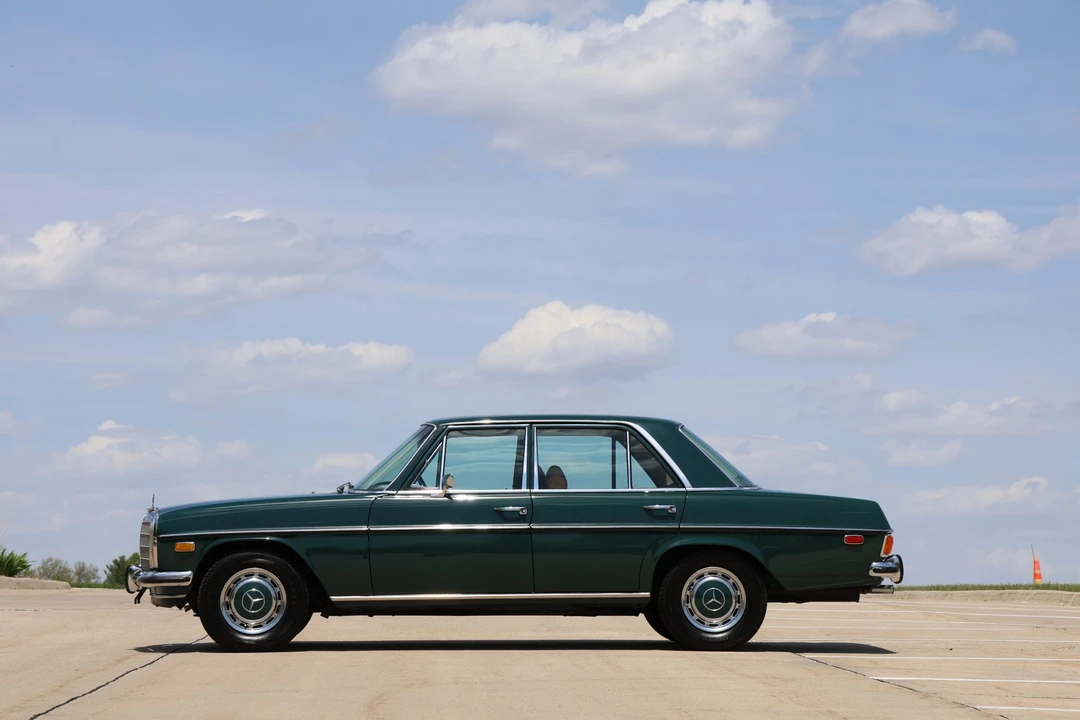 1972 Mercedes-Benz W114 & W115 - Image 25 of 31