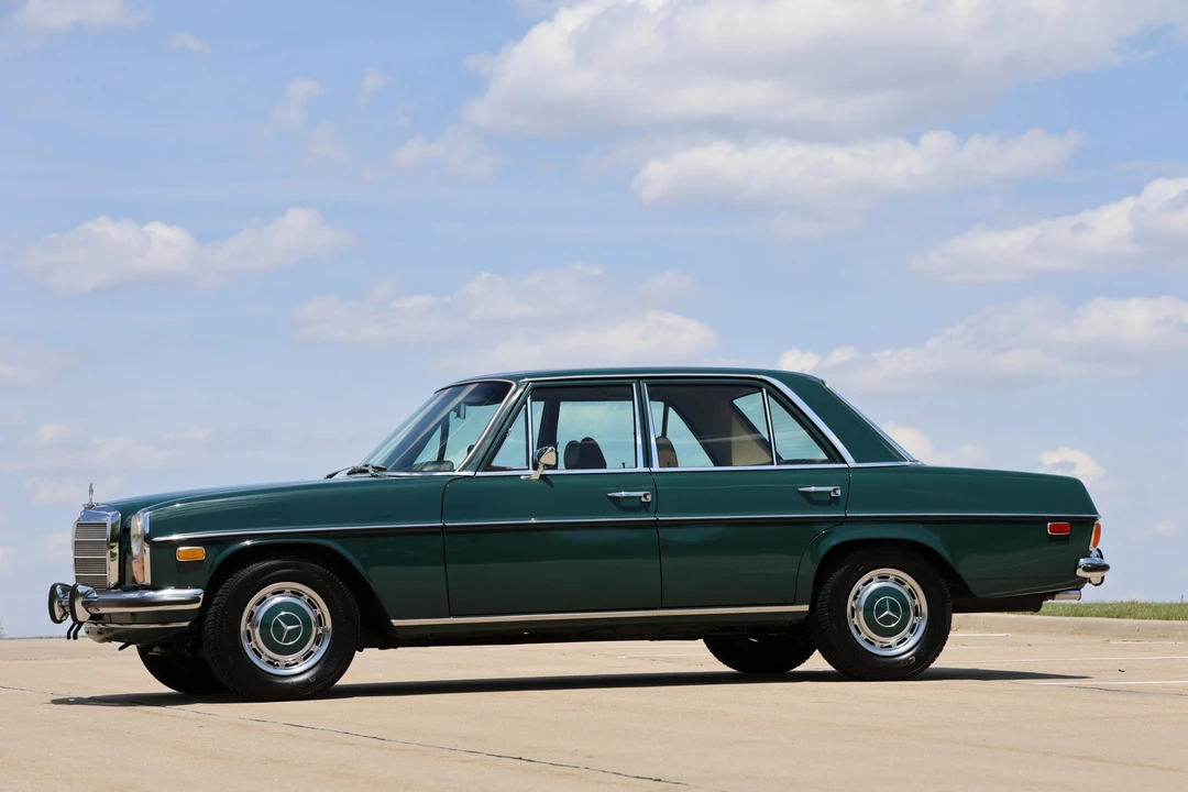 1972 Mercedes-Benz W114 & W115 - Image 26 of 31