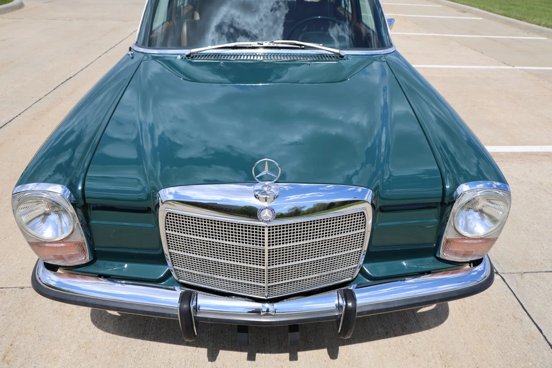 1972 Mercedes-Benz W114 & W115 - Image 28 of 31