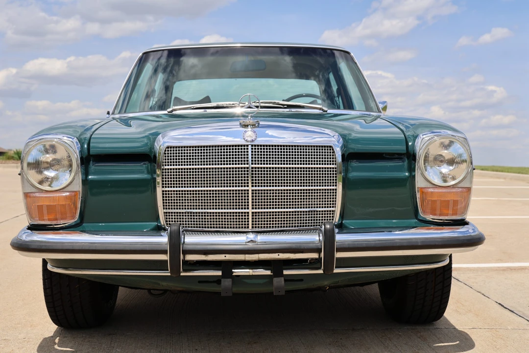 1972 Mercedes-Benz W114 & W115 - Image 8 of 31