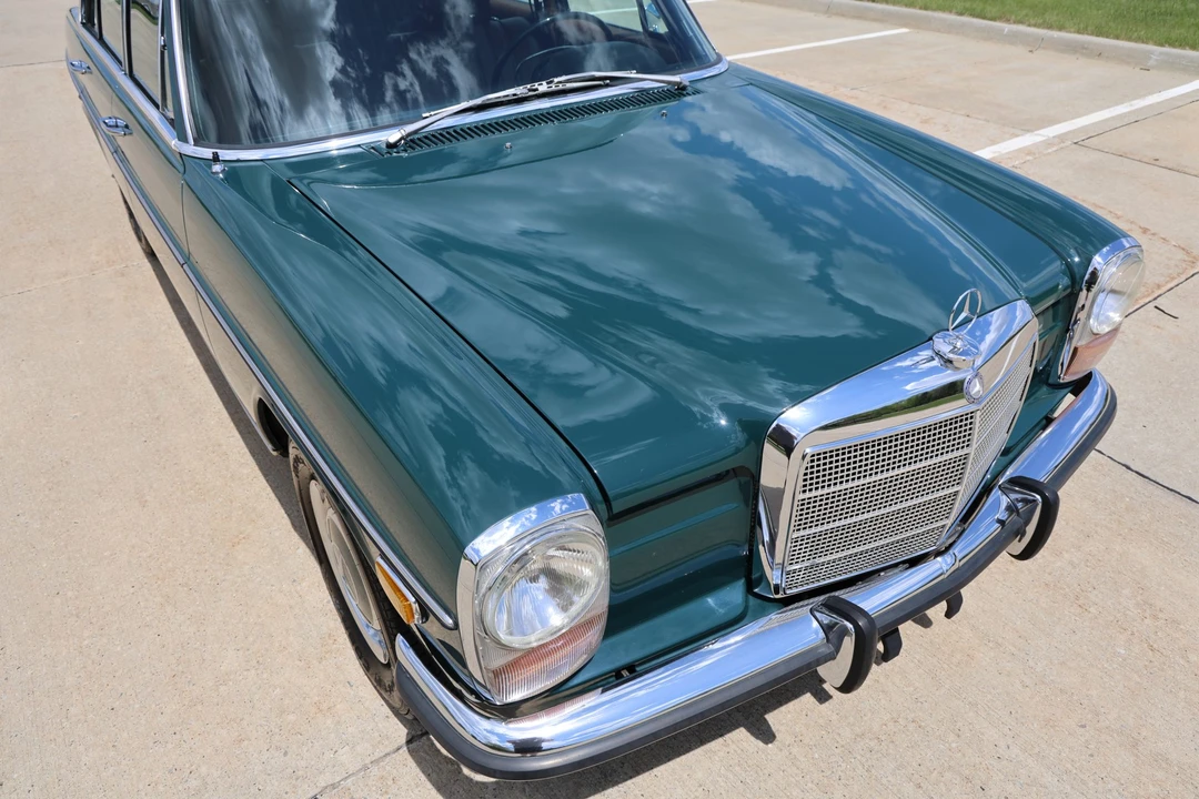1972 Mercedes-Benz W114 & W115 - Image 27 of 31