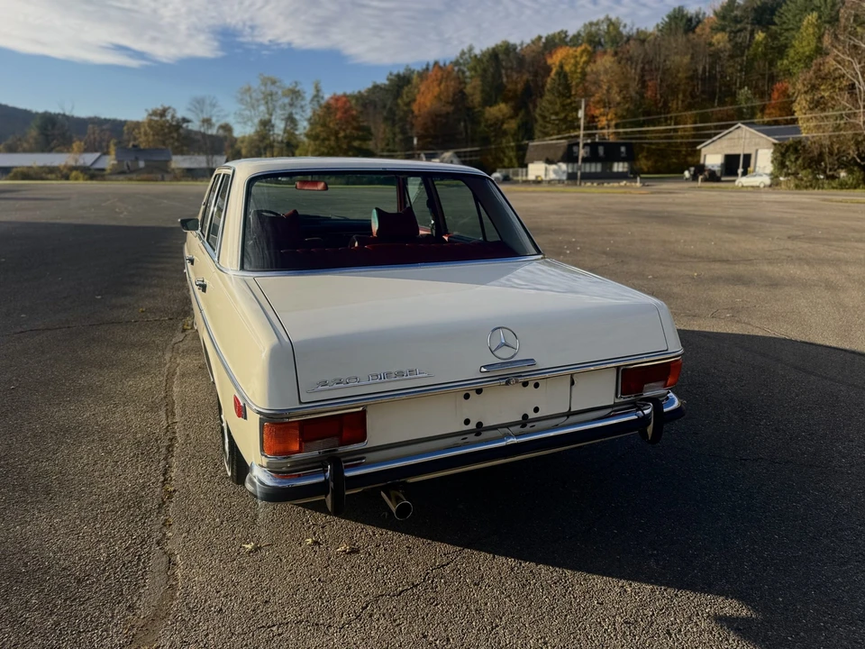 1972 Mercedes-Benz W114 & W115 - Image 24 of 31