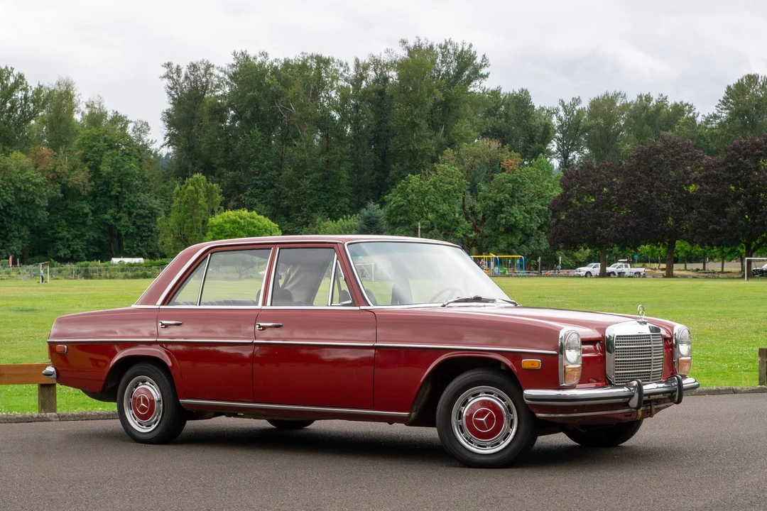 1972 Mercedes-Benz W114 & W115 - Image 28 of 31