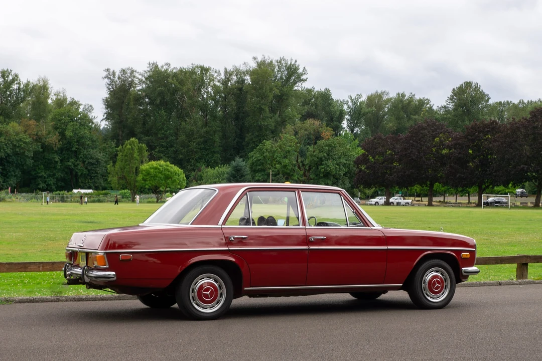 1972 Mercedes-Benz W114 & W115 - Image 21 of 31