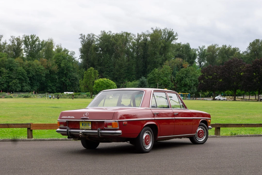 1972 Mercedes-Benz W114 & W115 - Image 19 of 31