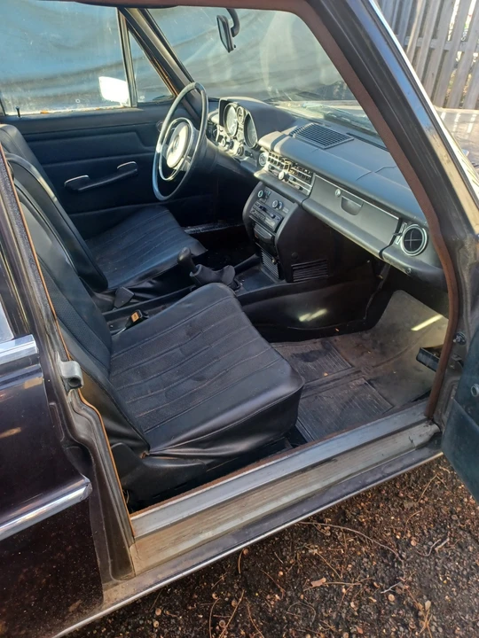 1972 Mercedes-Benz W114 & W115 - Image 12 of 18
