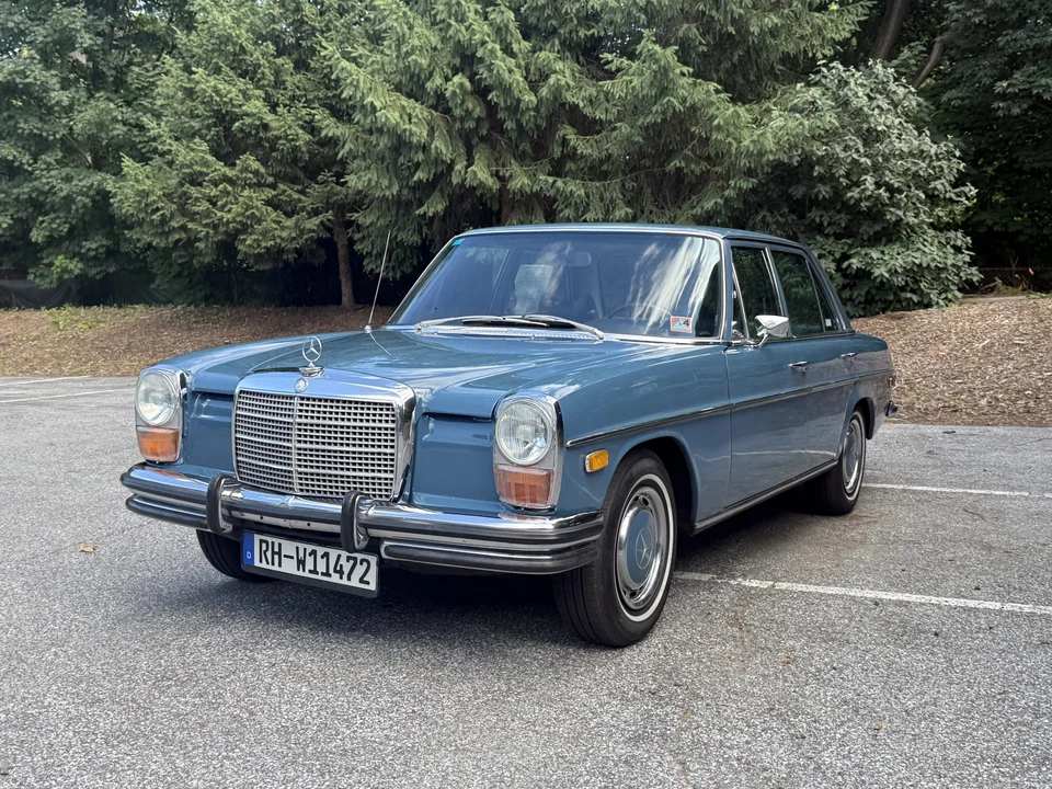 1972 Mercedes-Benz W114 & W115 - Image 3 of 31