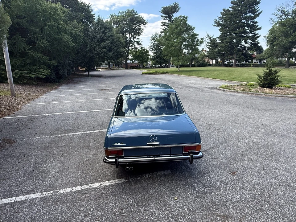 1972 Mercedes-Benz W114 & W115 - Image 14 of 31