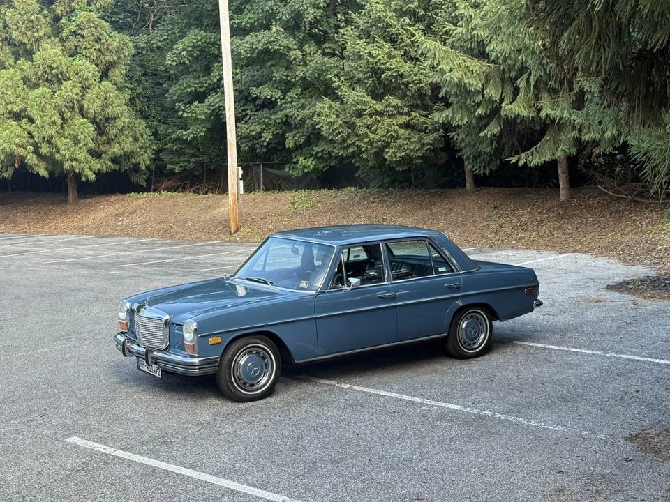 1972 Mercedes-Benz W114 & W115 - Image 30 of 31