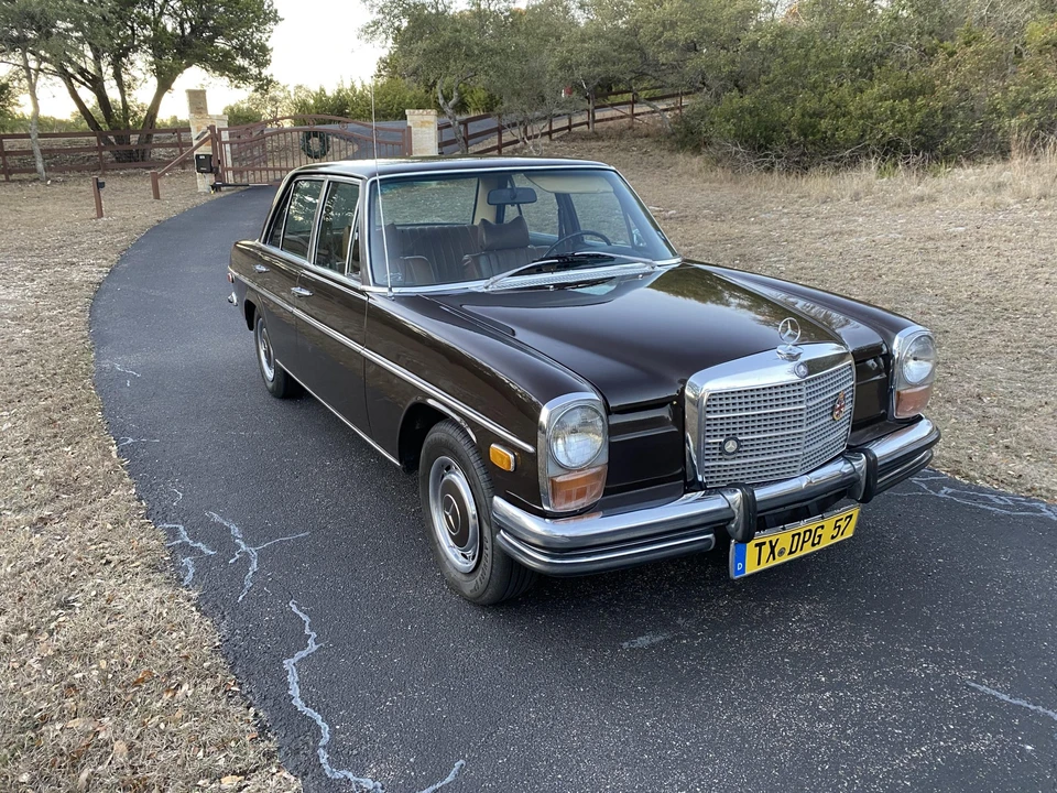 1972 Mercedes-Benz W114 & W115 - Image 6 of 31