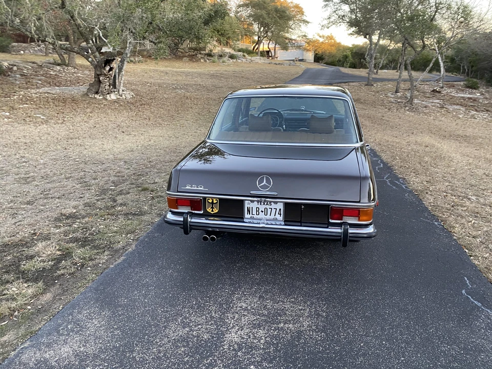 1972 Mercedes-Benz W114 & W115 - Image 31 of 31