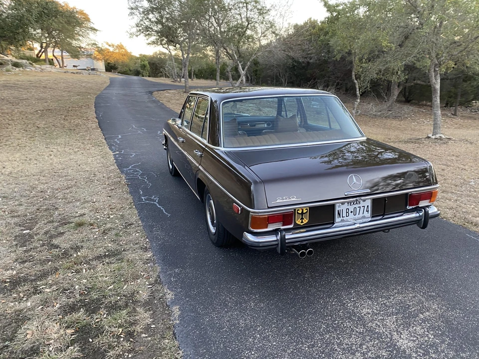 1972 Mercedes-Benz W114 & W115 - Image 26 of 31