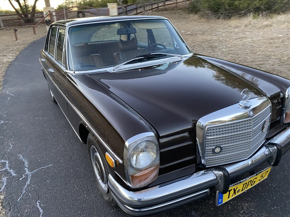 1972 Mercedes-Benz W114 & W115 - Image 7 of 31