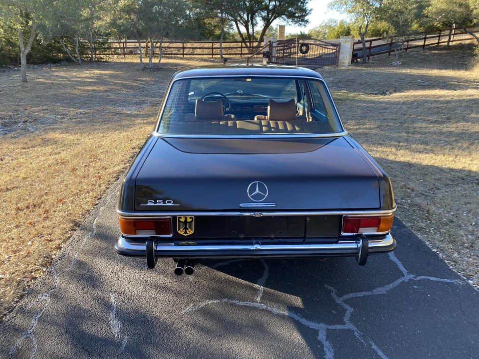 1972 Mercedes-Benz W114 & W115 - Image 29 of 31