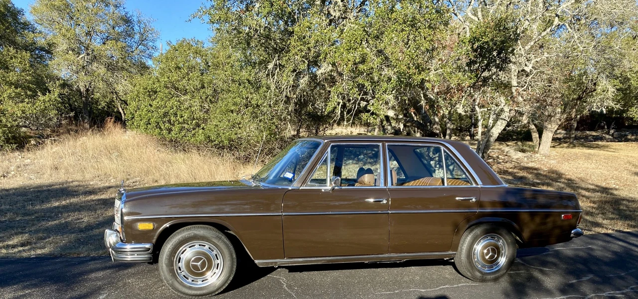 1972 Mercedes-Benz W114 & W115 - Image 17 of 31