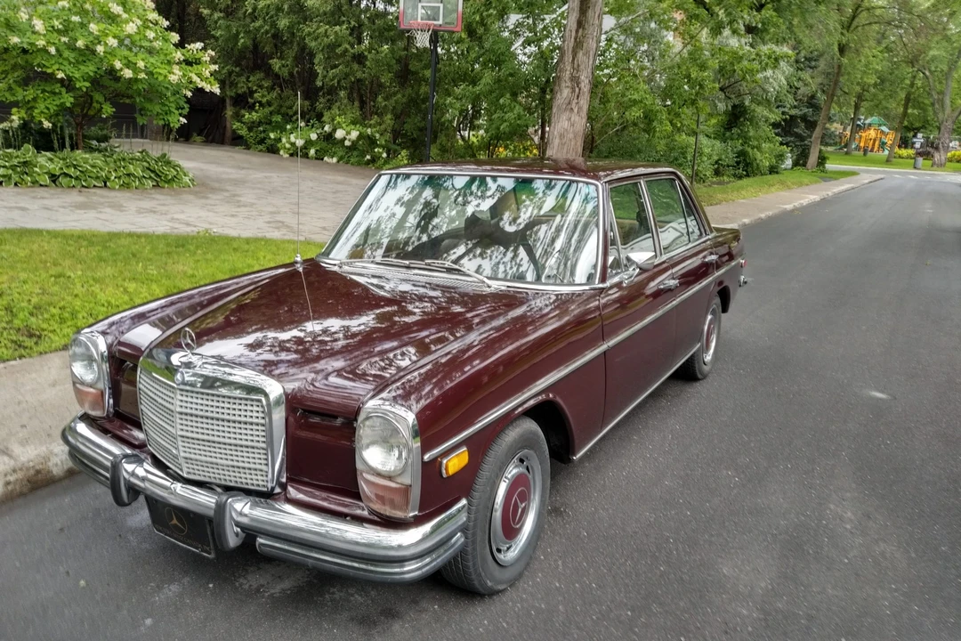 1972 Mercedes-Benz W114 & W115 - Image 8 of 31