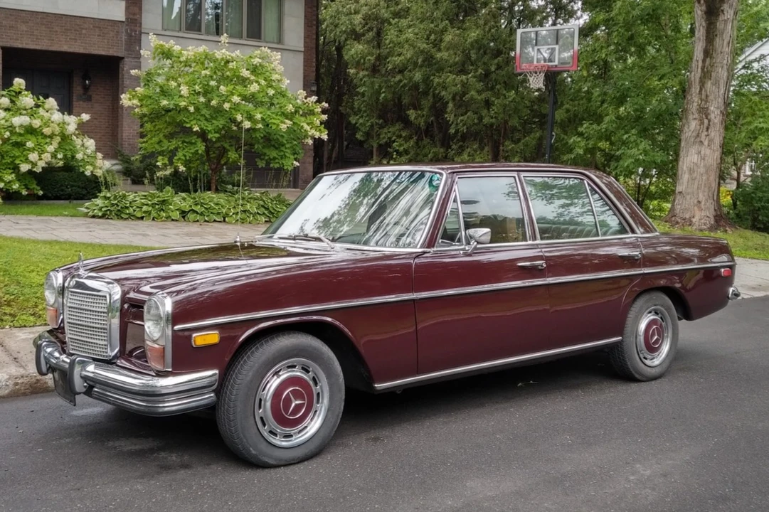 1972 Mercedes-Benz W114 & W115 - Image 2 of 31