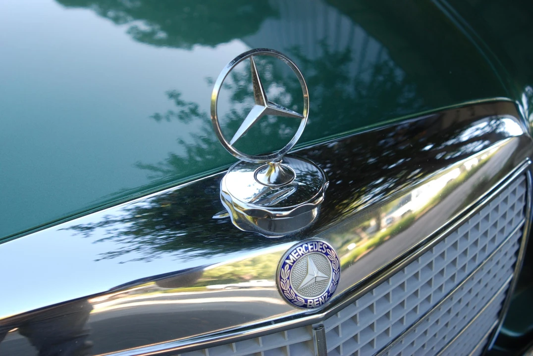 1972 Mercedes-Benz W114 & W115 - Image 27 of 31
