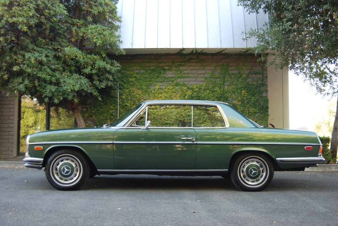 1972 Mercedes-Benz W114 & W115 - Image 10 of 31